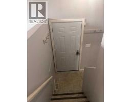 4207 54 Avenue, Innisfail, AB T4G1K4 Photo 9