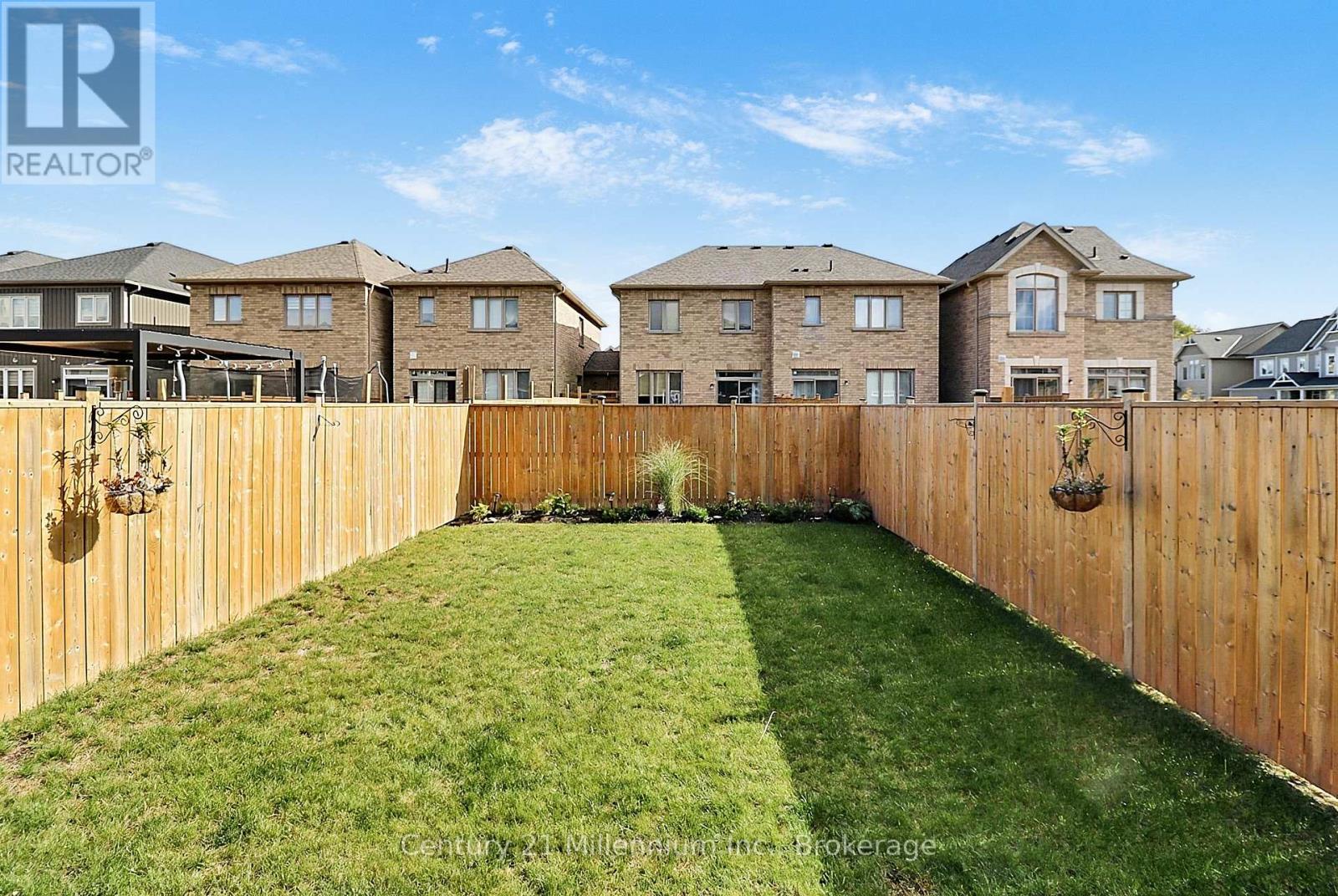 25 Kirby Avenue — photo 31