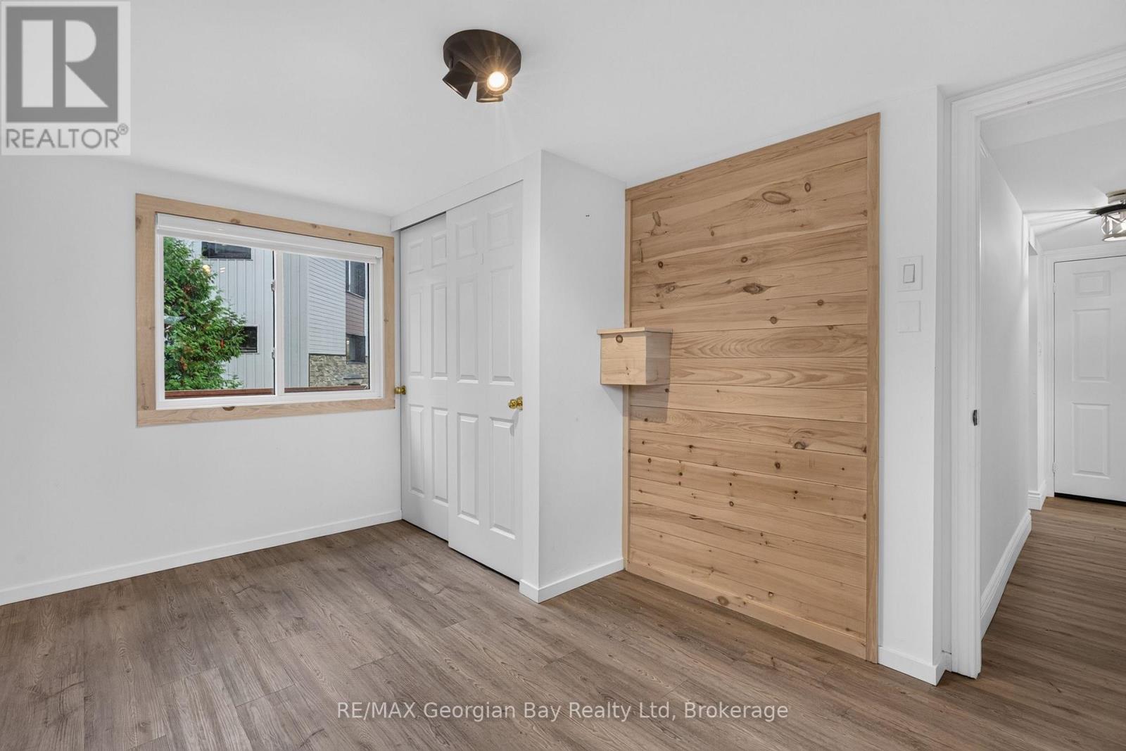 18 SALLOWS DRIVE - 20