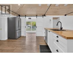 18 Sallows Drive, Tay, ON L0K2A0 Photo 7