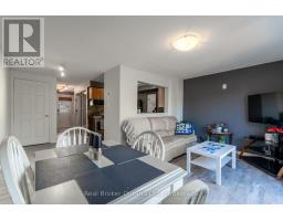 44 Monarchy Street, Barrie, ON L4M7K1 Photo 7