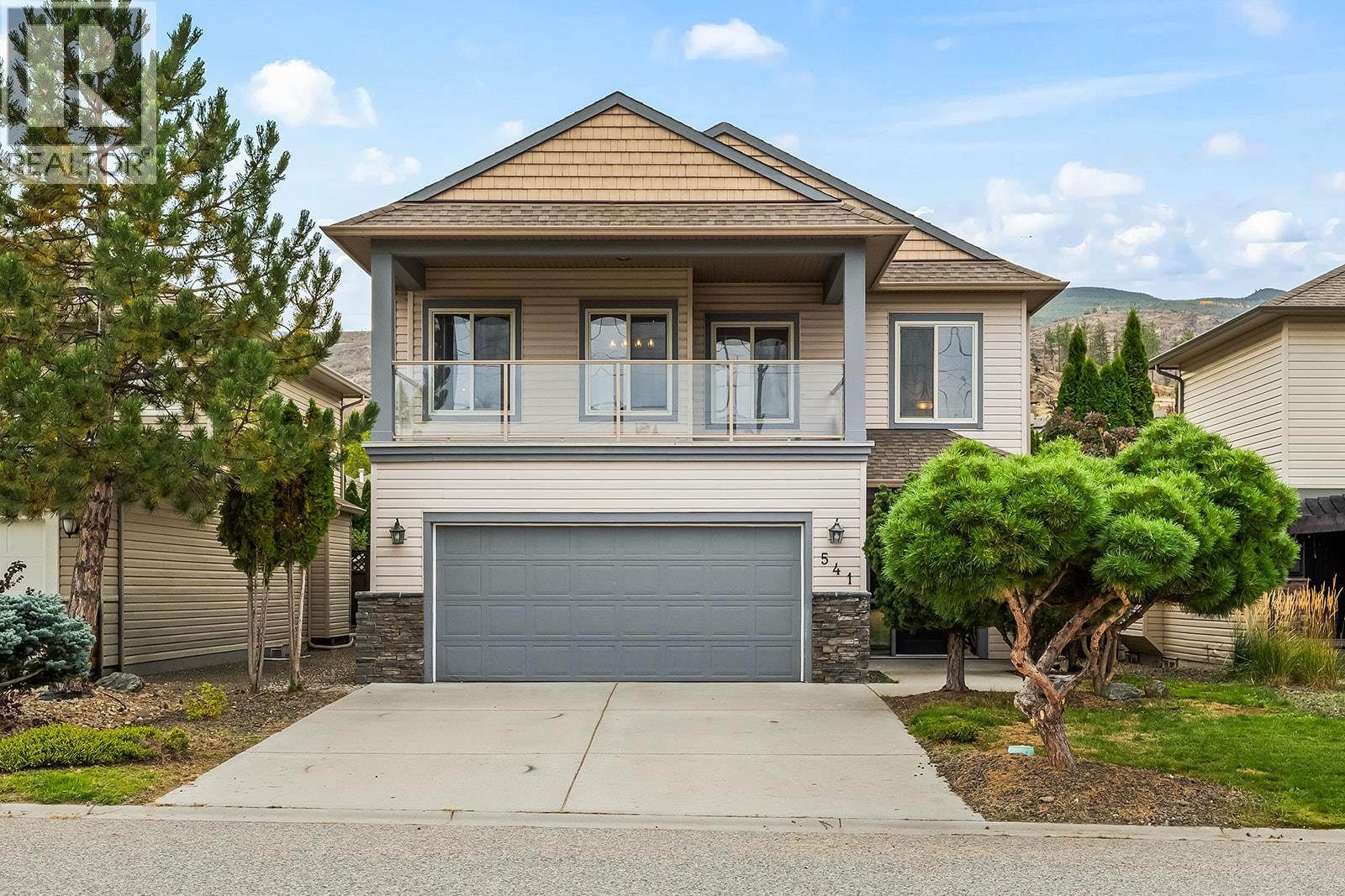 541 Quartz Crescent - 1
