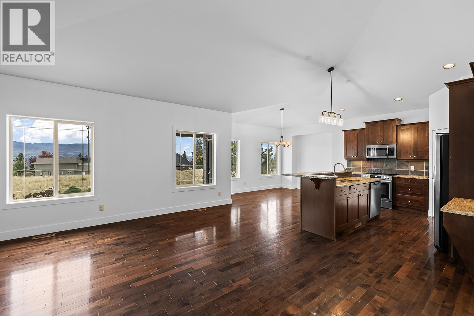 541 Quartz Crescent, Kelowna - Image 1