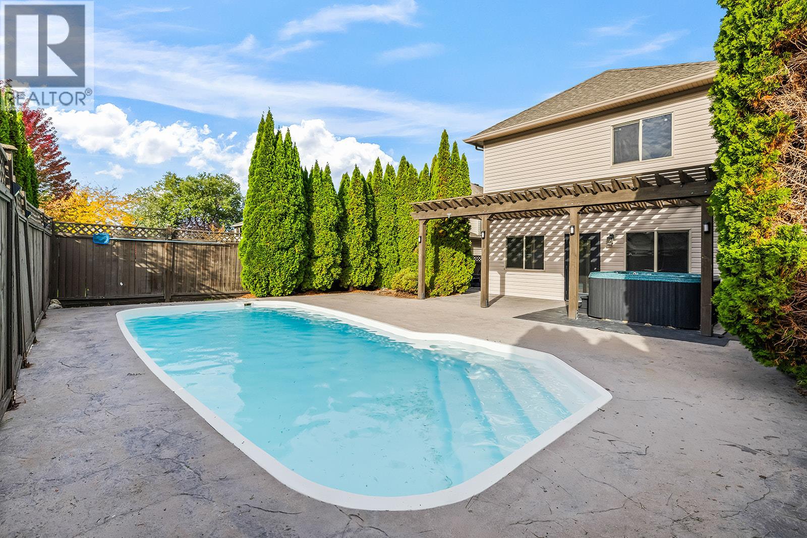 541 Quartz Crescent, Kelowna - Image 1