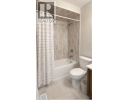 30 Linden Park Lane, Hamilton, ON L9A1Y3 Photo 18