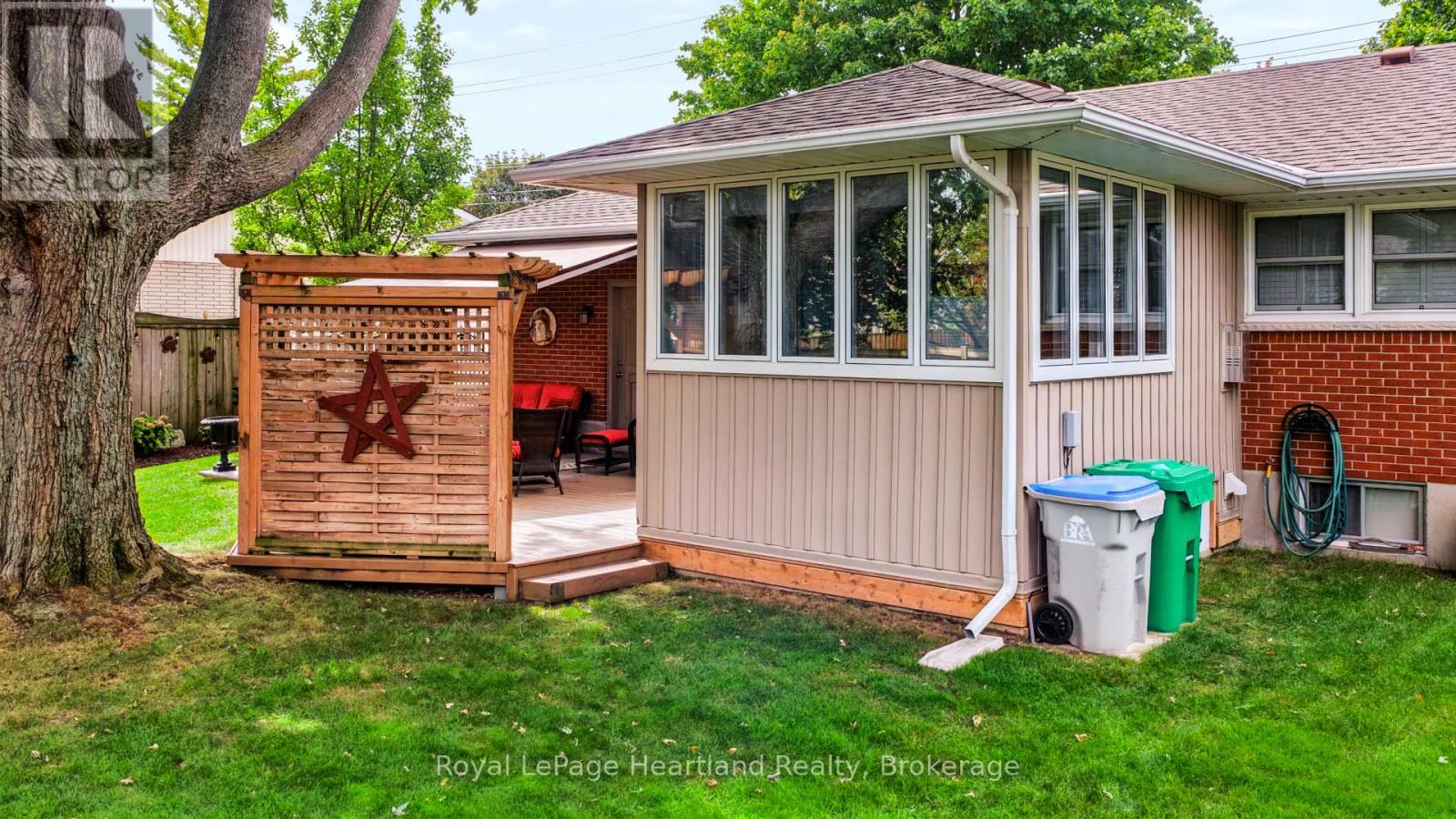 257 ELDON STREET - Image 39