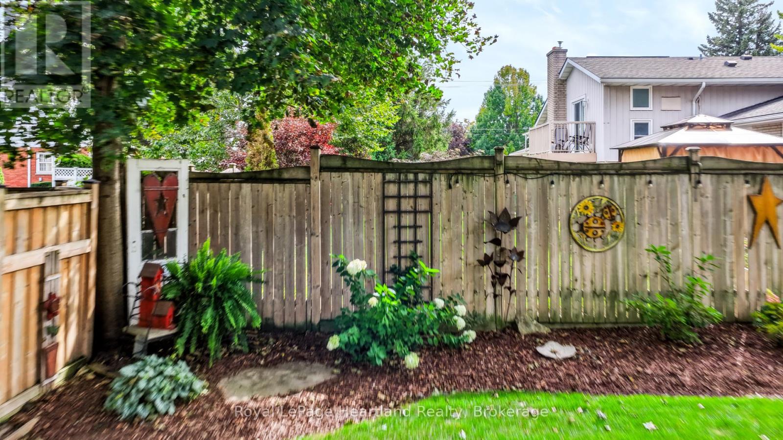 257 ELDON STREET - Image 41