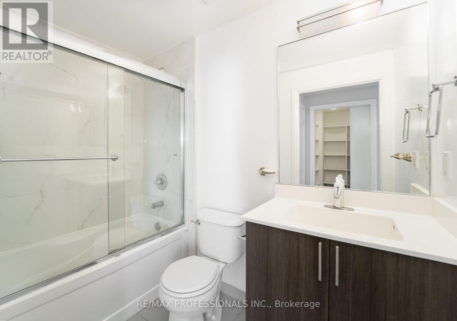 417- 17 Kenaston Gardens, Toronto, ON photo 11