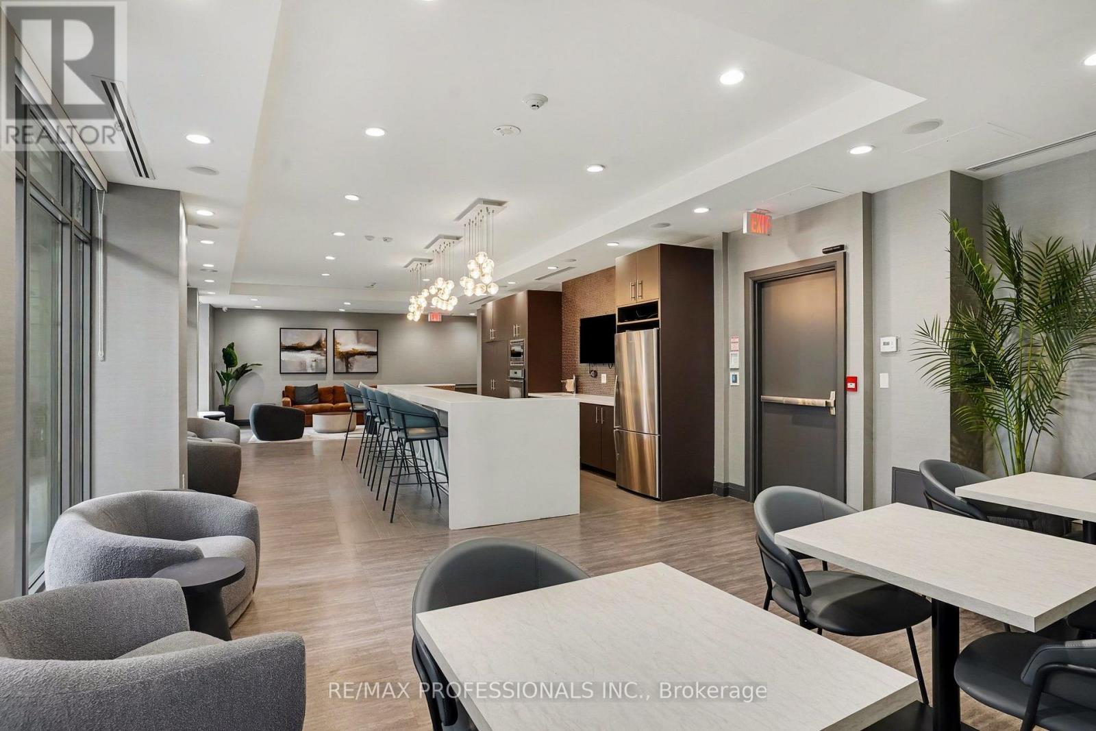 417- 17 Kenaston Gardens, Toronto, ON photo 15
