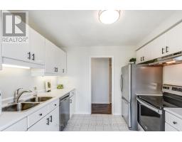 3111 - 10 Yonge Street, Toronto, ON M5E1R4 Photo 12
