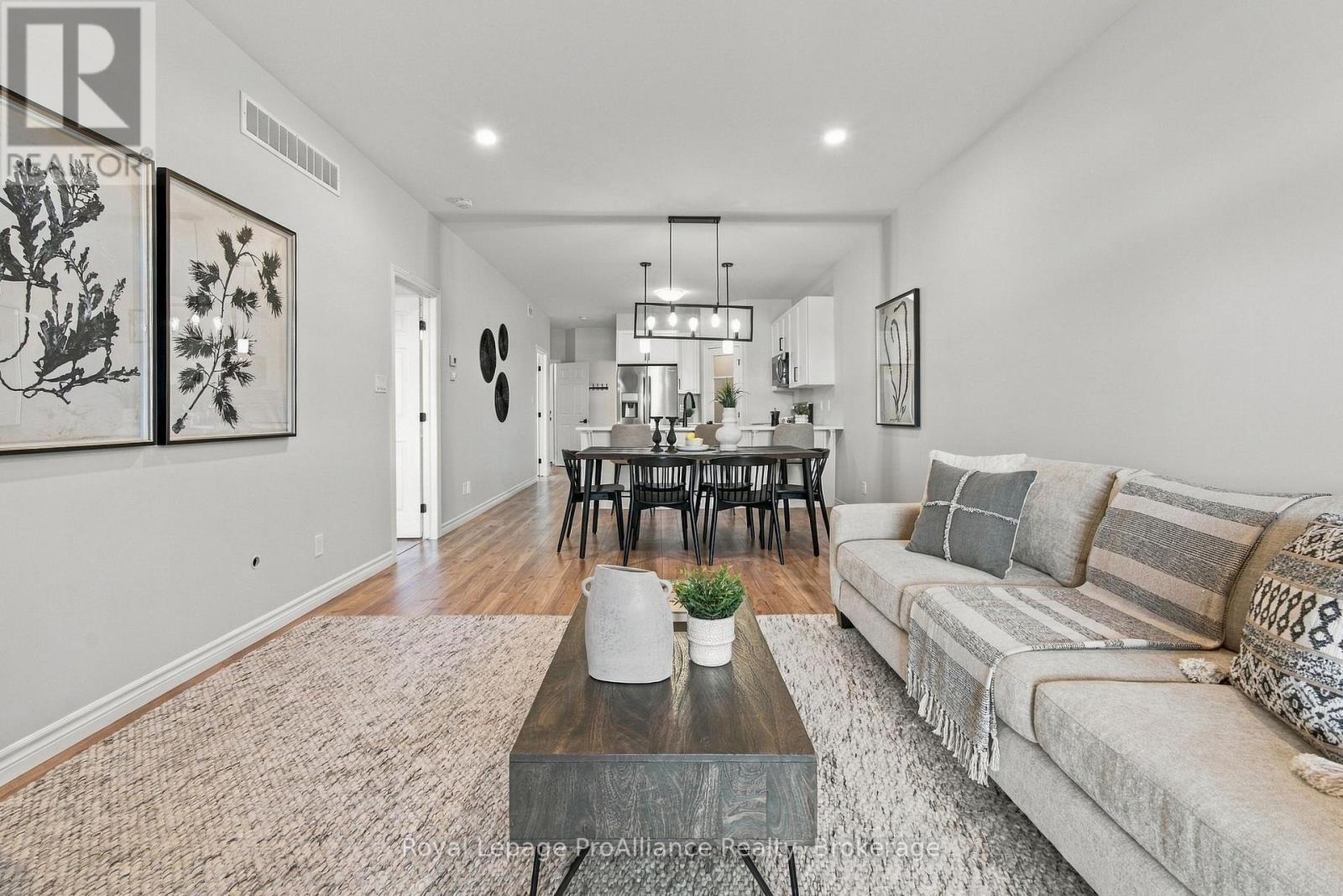 18 COVINGTON CRESCENT - Image 15