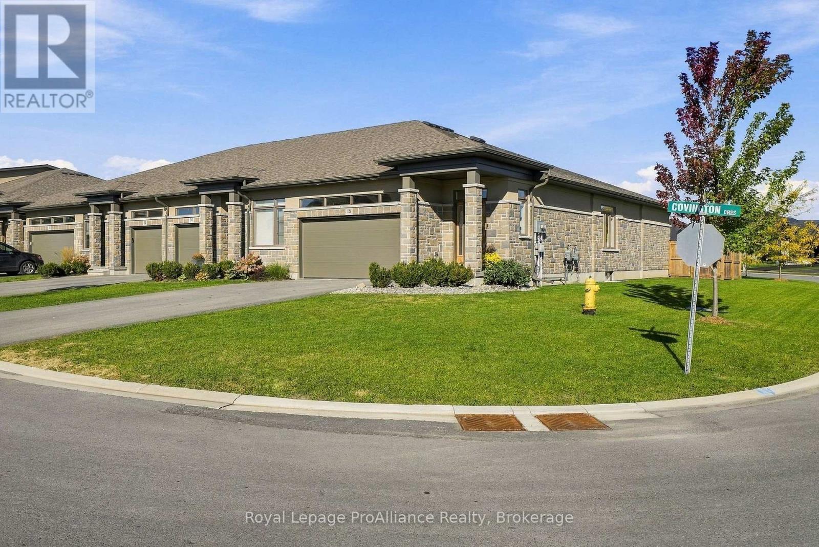 18 COVINGTON CRESCENT - 2
