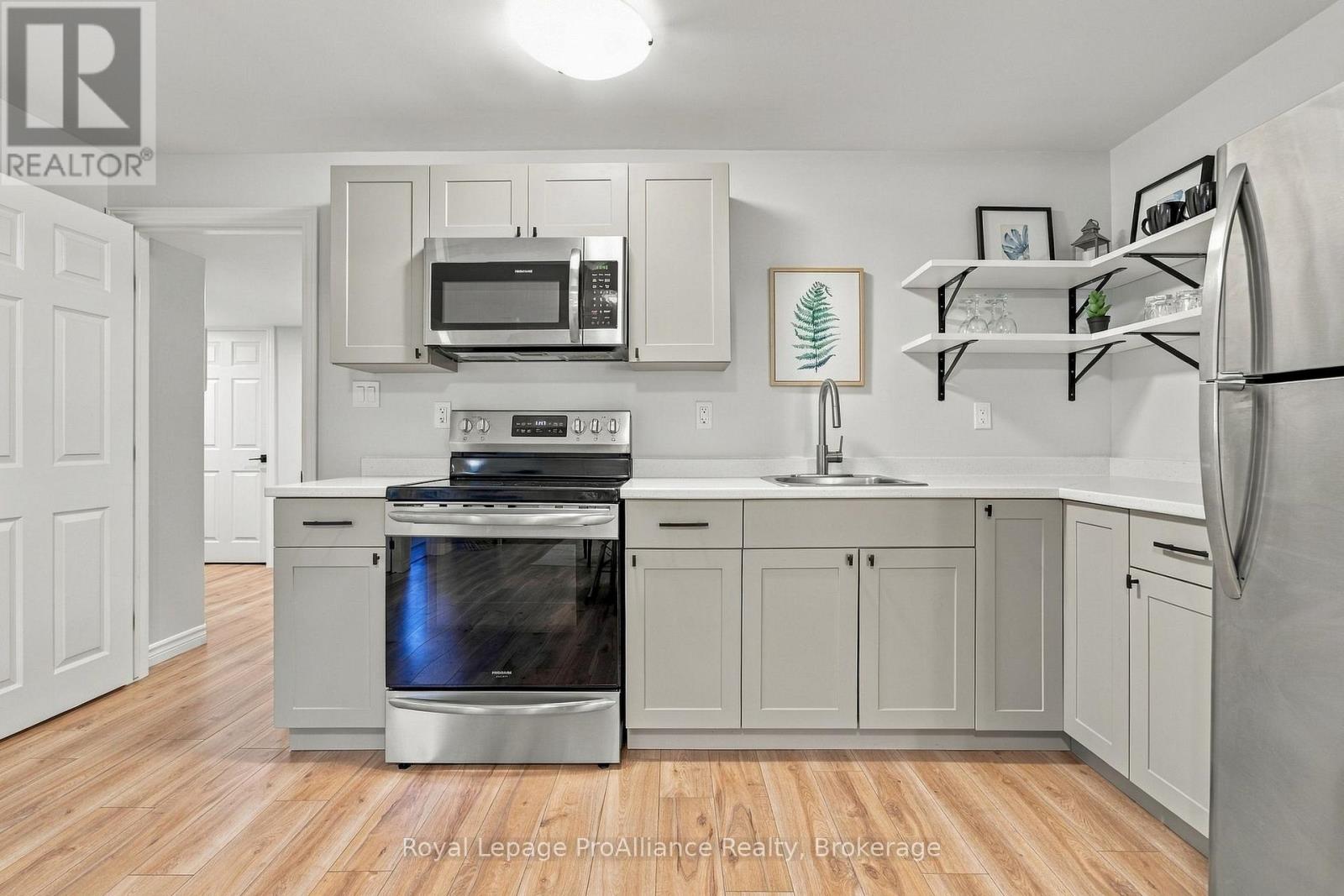 18 COVINGTON CRESCENT - Image 30