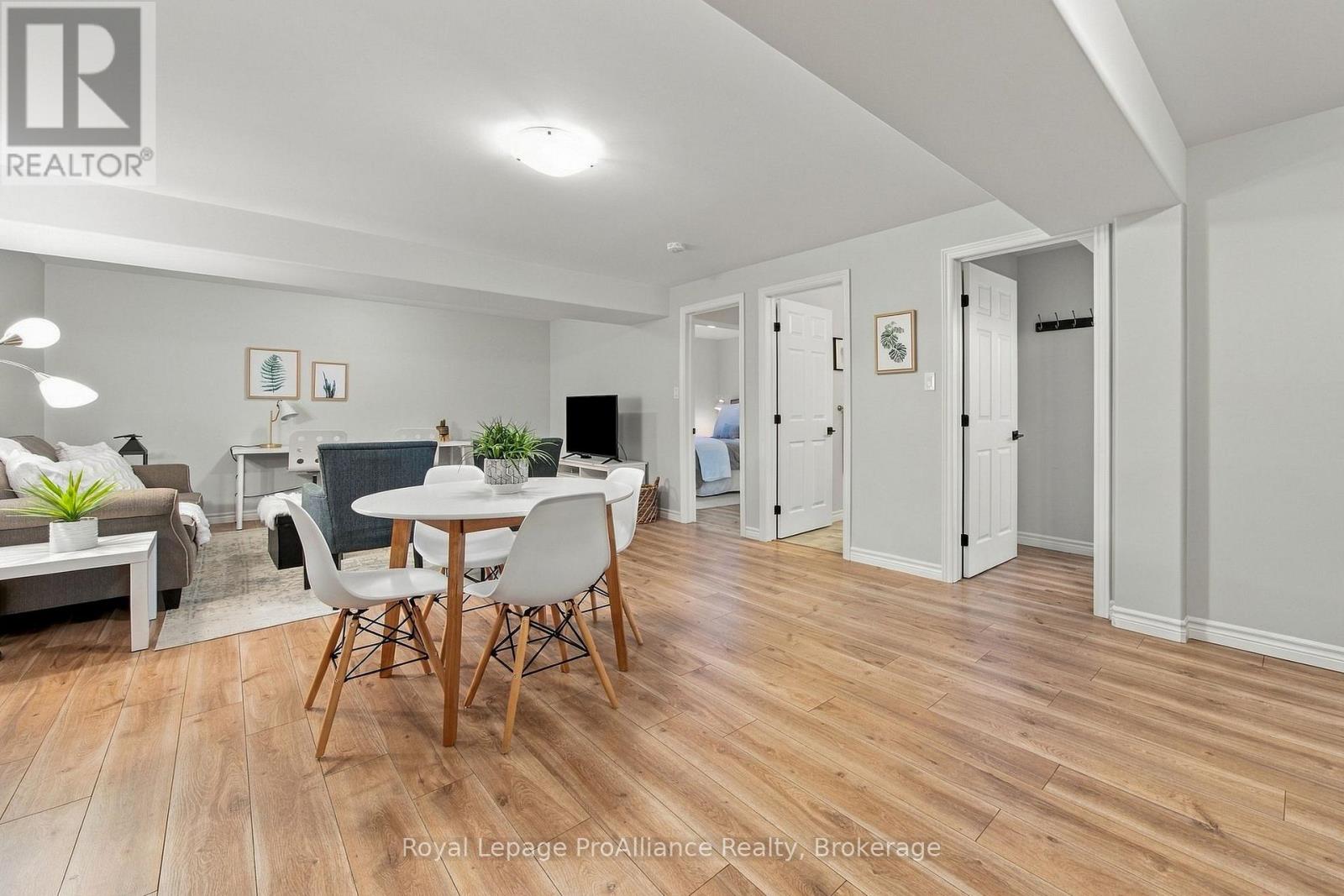 18 COVINGTON CRESCENT - Image 31