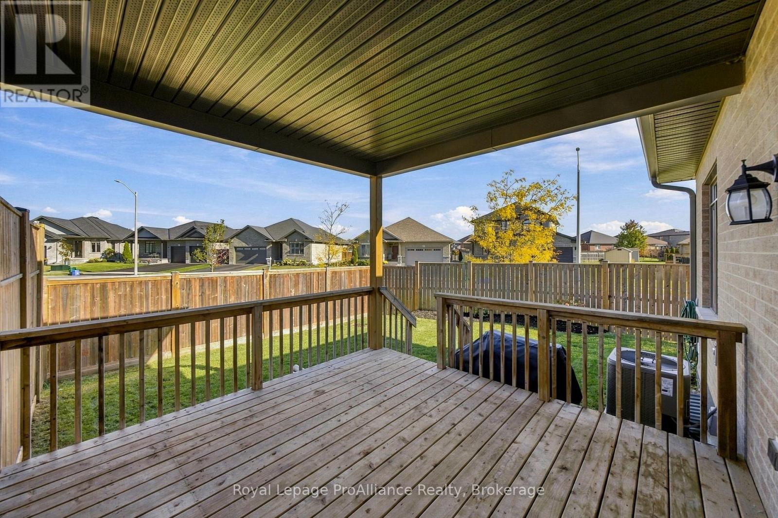 18 COVINGTON CRESCENT - 41