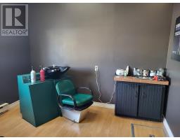 54 High Street thumbnail 19