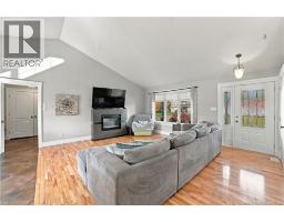 Living room - 72 Leger Street, Saint Antoine, NB E4V1J7 Photo 7