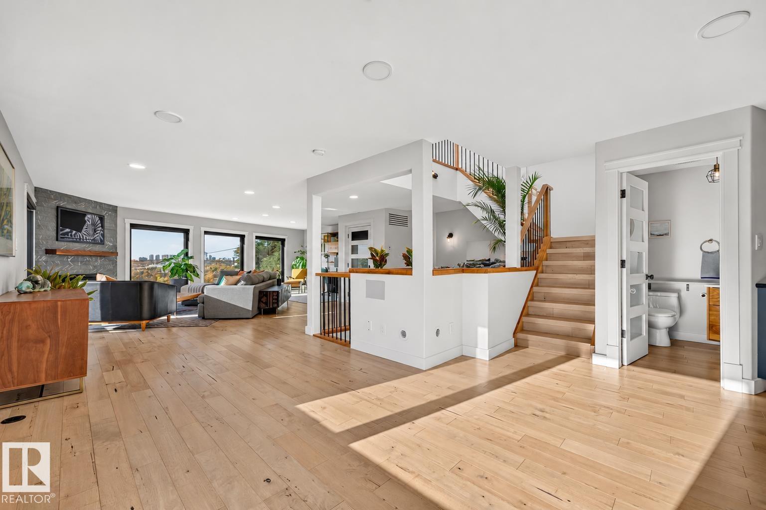 9369 CAMERON AV NW - 18