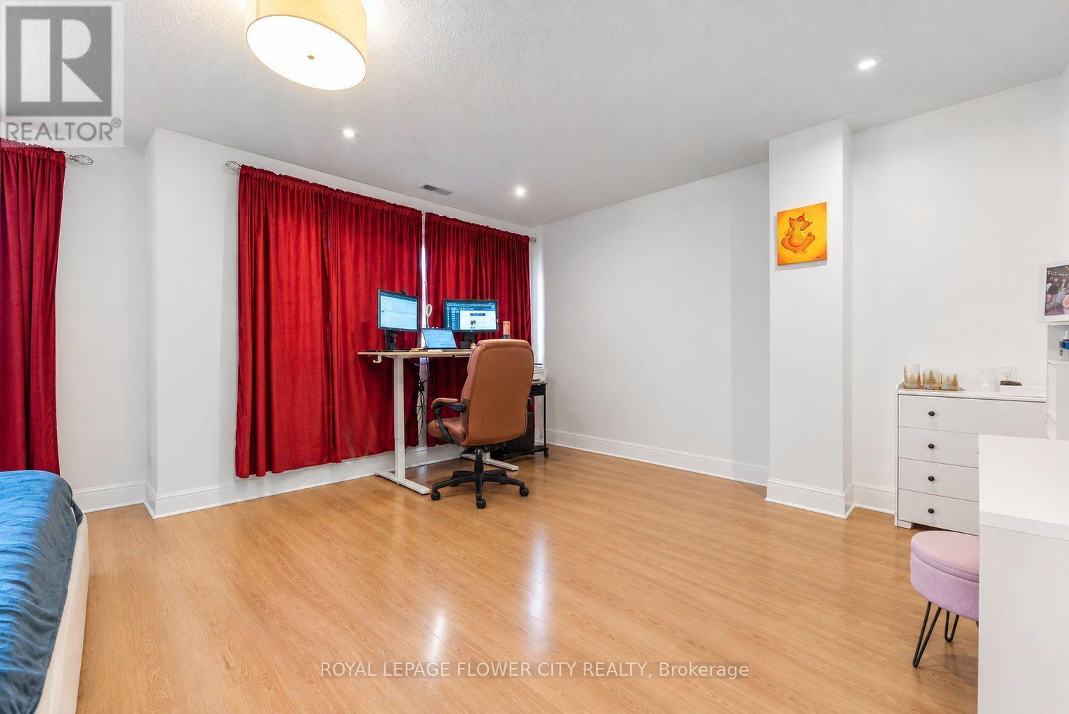 423- 1400 The Esplanade, Pickering, ON photo 11