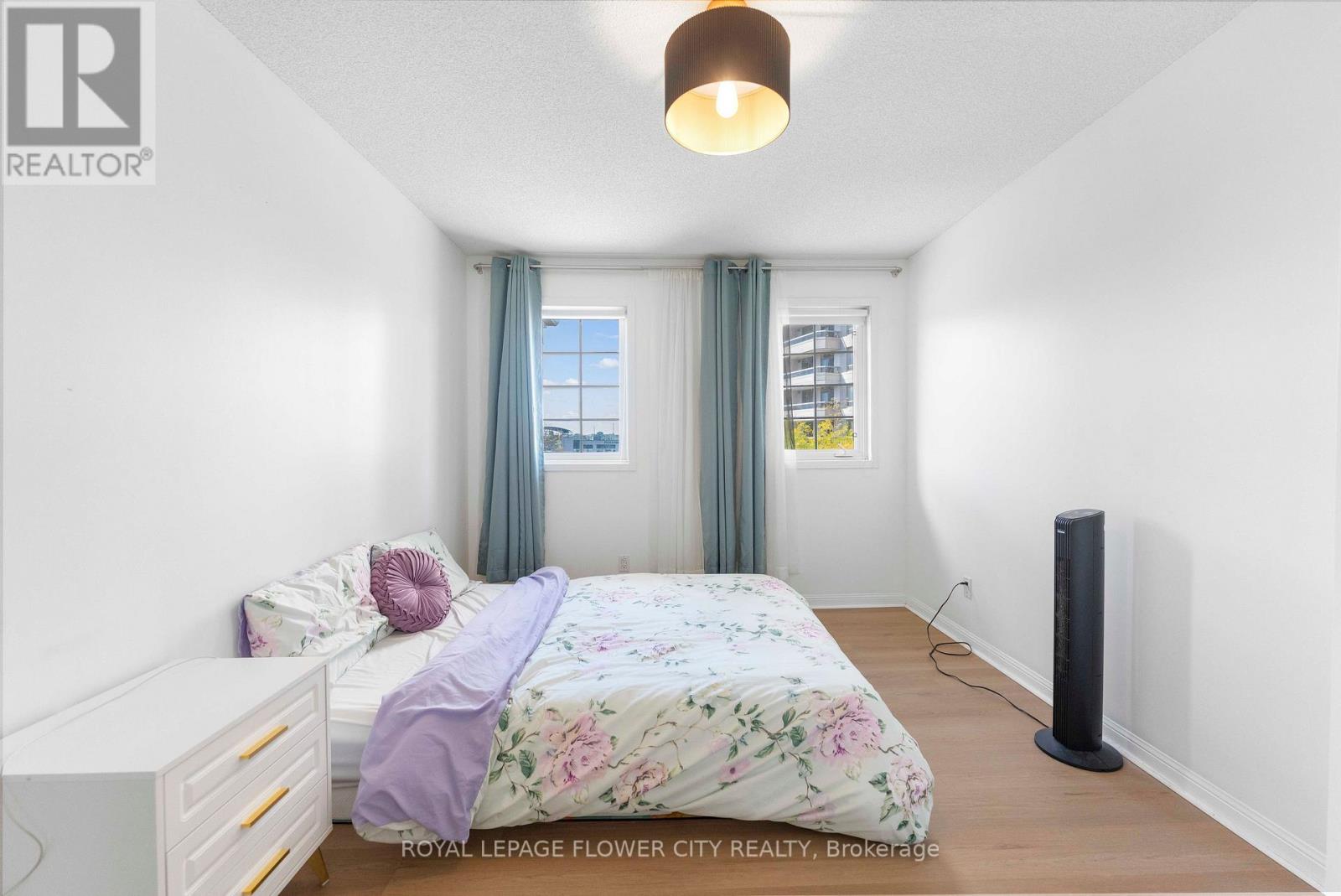 423- 1400 The Esplanade, Pickering, ON photo 17
