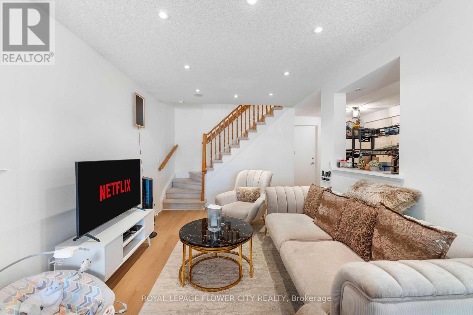 423- 1400 The Esplanade, Pickering, ON photo 32