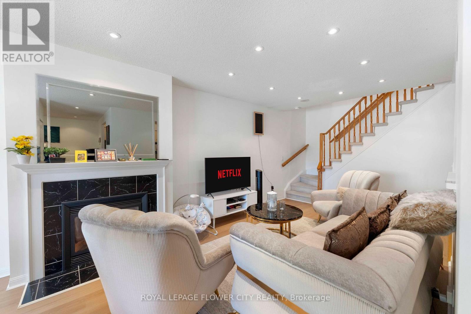 423- 1400 The Esplanade, Pickering, ON photo 34