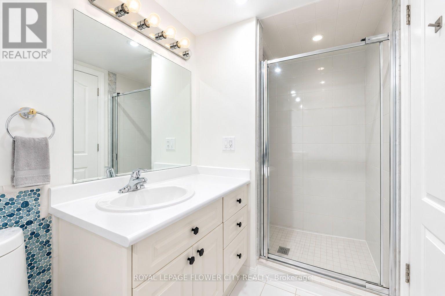 423- 1400 The Esplanade, Pickering, ON photo 5