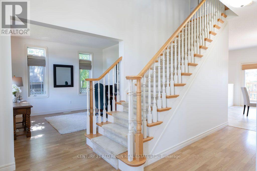 516 HARRIS CIRCLE - 18
