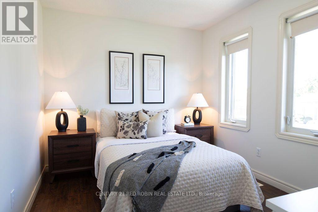 516 HARRIS CIRCLE - 30