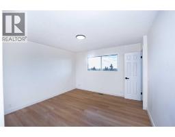 63 Beaconsfield Crescent NW - photo 15