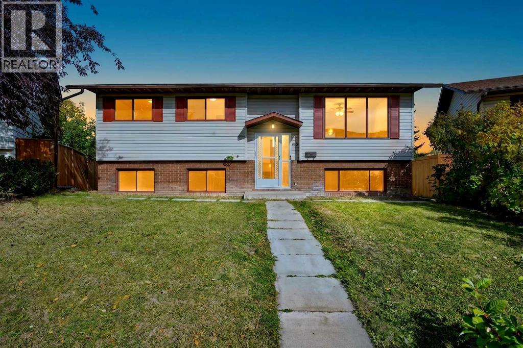 63 Beaconsfield Crescent NW, Calgary