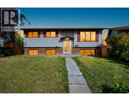 63 Beaconsfield Crescent NW - photo 1