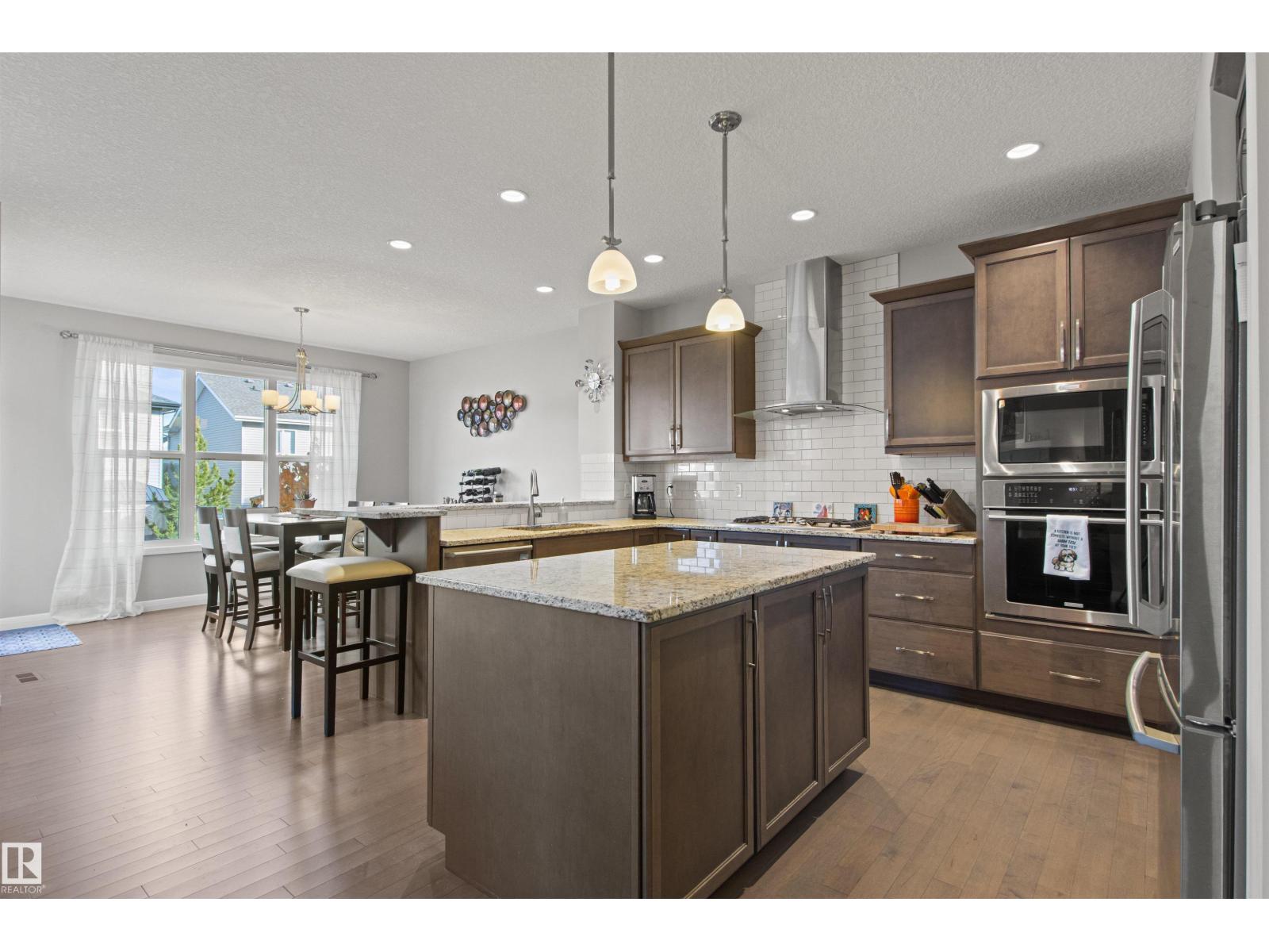 6124 175 AV NW - 14