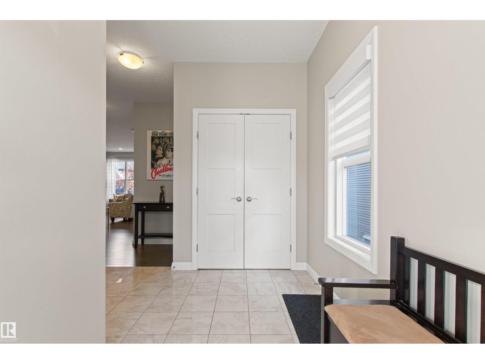 6124 175 AV NW - 3