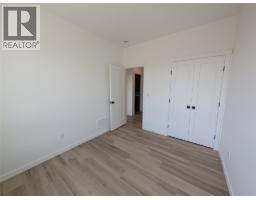 Kitchen - 3602 Pleasant Valley Road Unit# 4, Vernon, BC V1T4L6 Photo 11
