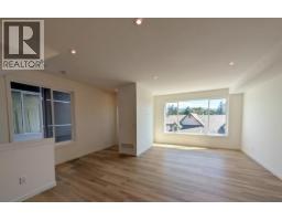 Full bathroom - 3602 Pleasant Valley Road Unit# 4, Vernon, BC V1T4L6 Photo 8