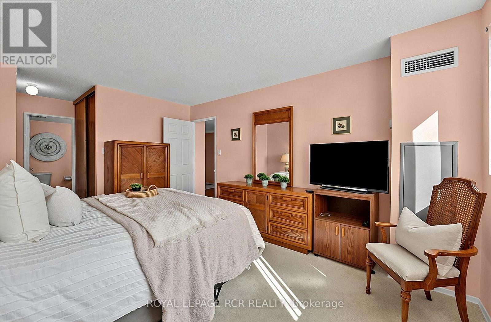 #507 5 WELDRICK ROAD W - 26