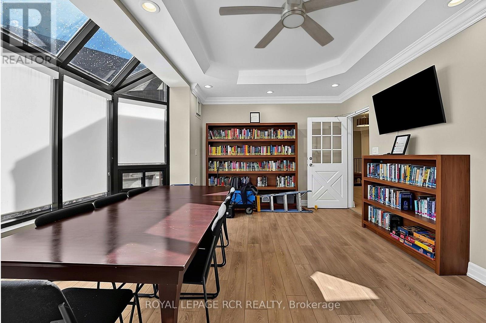 #507 5 WELDRICK ROAD W - 35