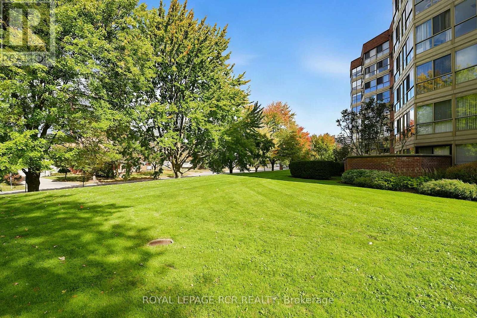 #507 5 WELDRICK ROAD W - 5