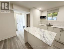 Lower - 858 Cassie Road, Newmarket, ON L3X1S3 Photo 8