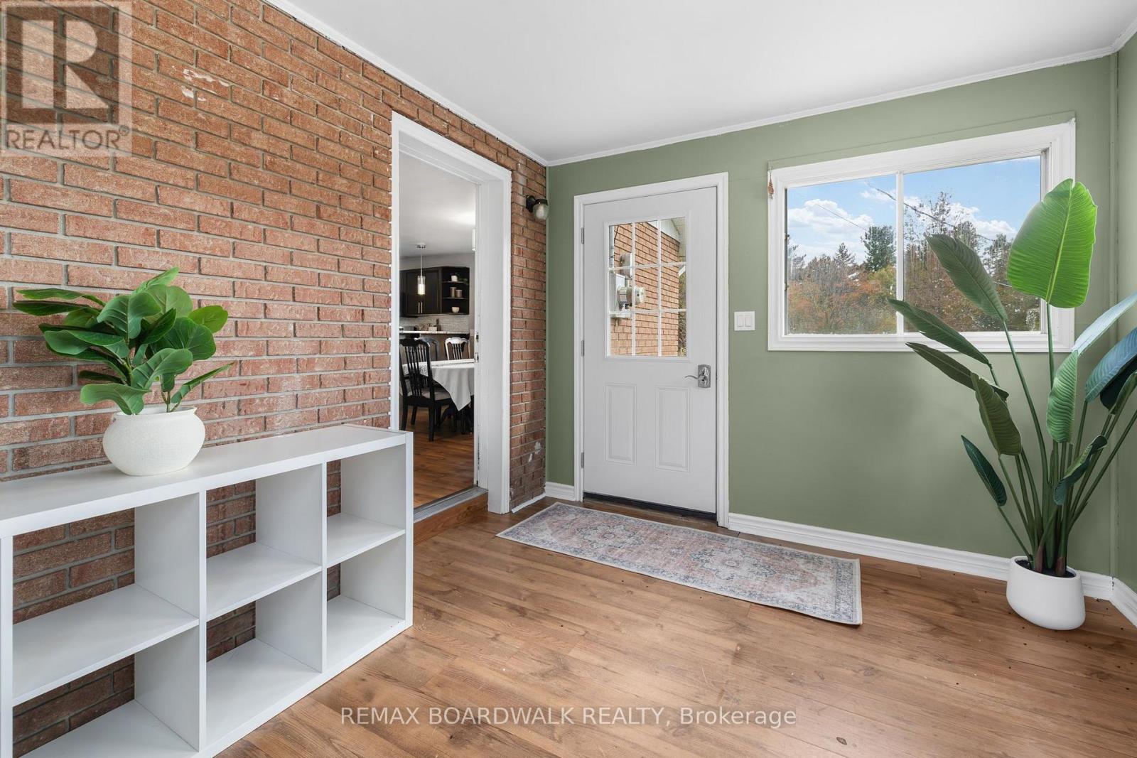 456 MCVEIGH ROAD - 5