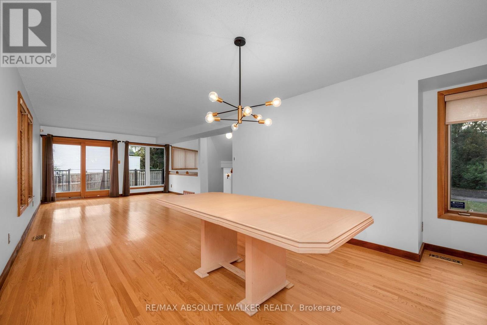 2824 HAUGHTON AVENUE - 11