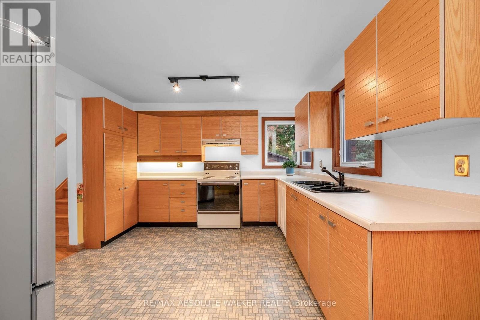 2824 HAUGHTON AVENUE - Image 13