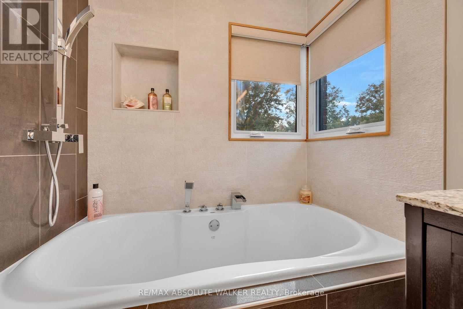 2824 HAUGHTON AVENUE - Image 25