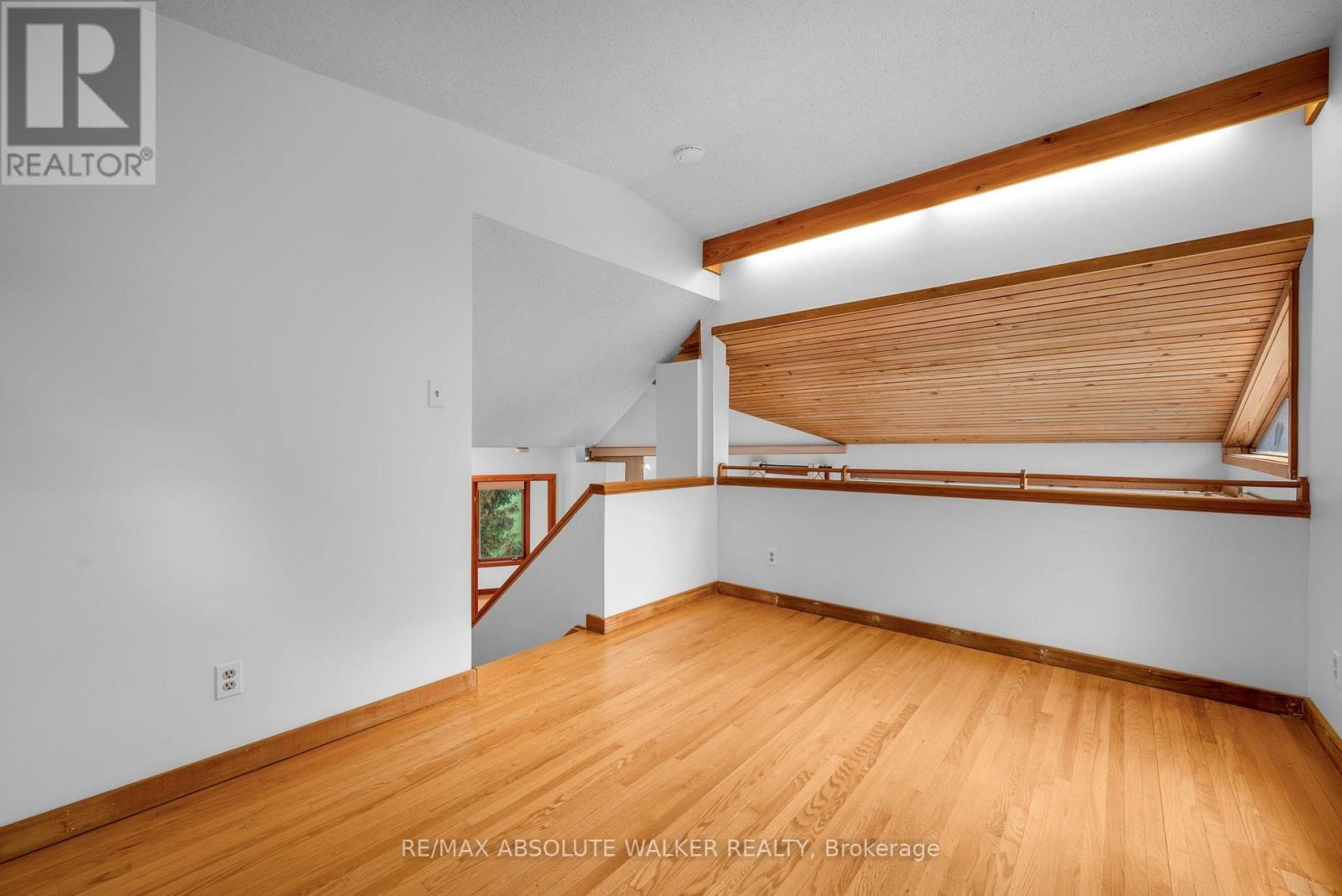 2824 HAUGHTON AVENUE - 31