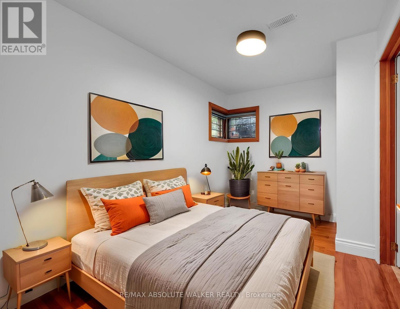 2824 HAUGHTON AVENUE - 35