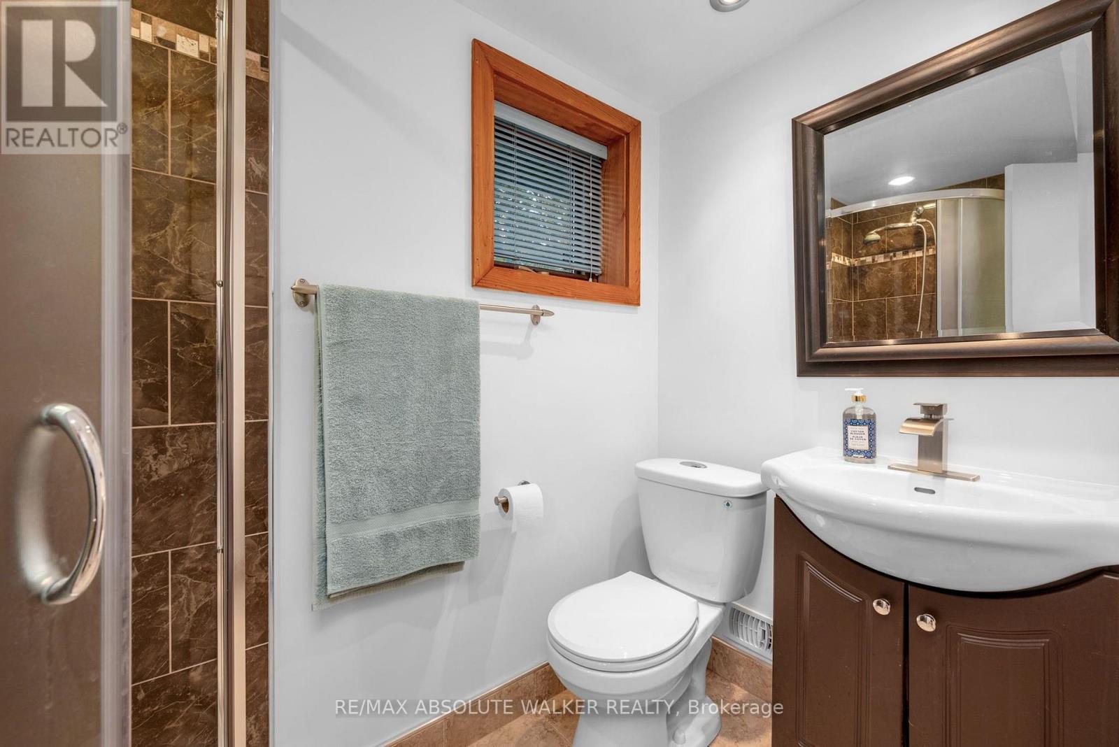 2824 HAUGHTON AVENUE - 37