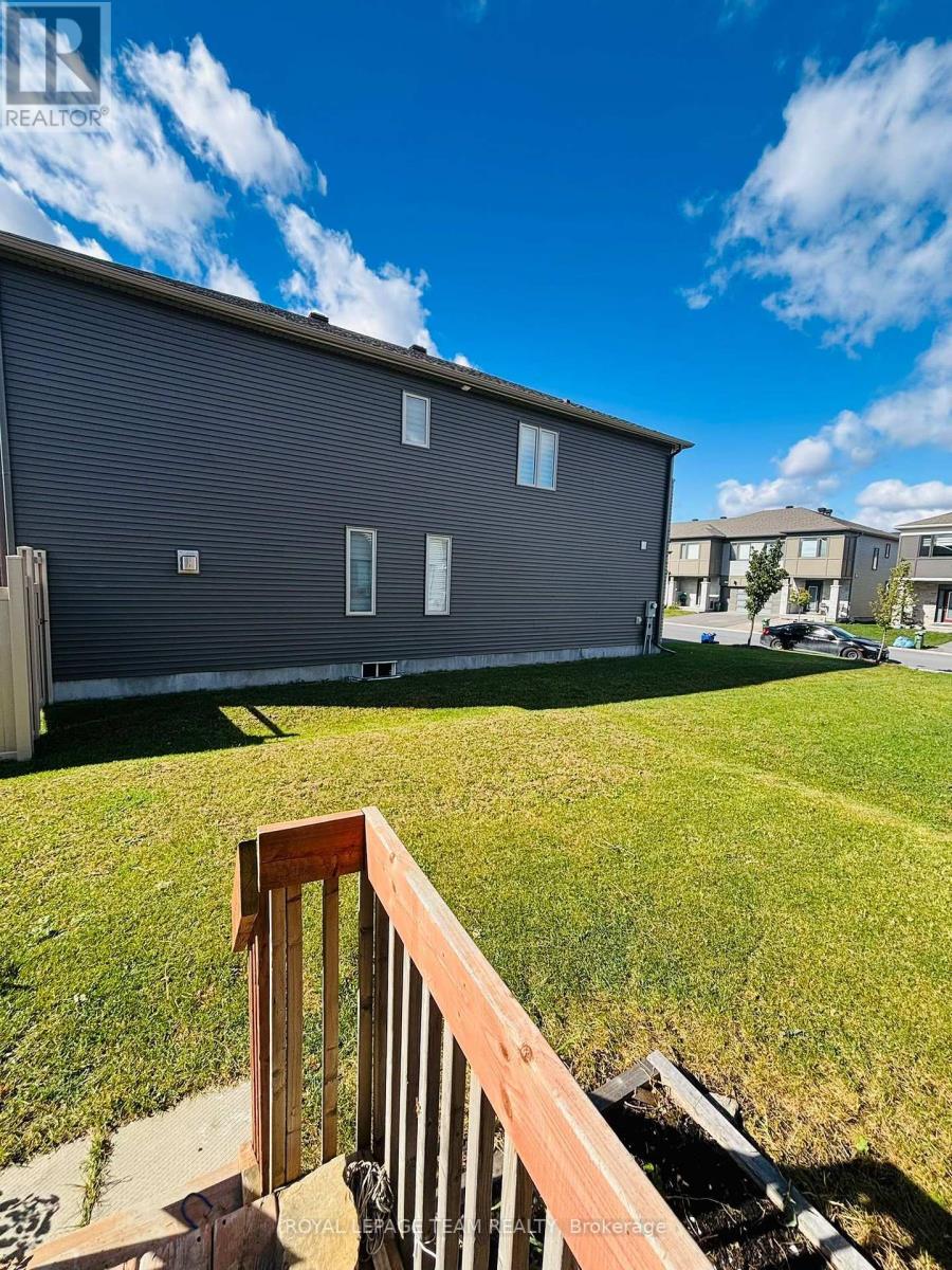 1096 Apolune Street — photo 25