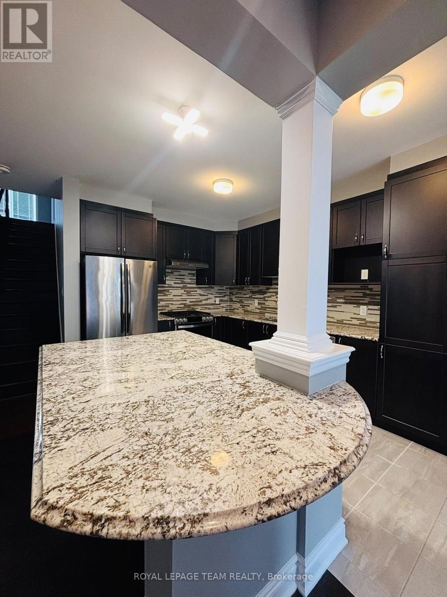 1096 Apolune Street — photo 8