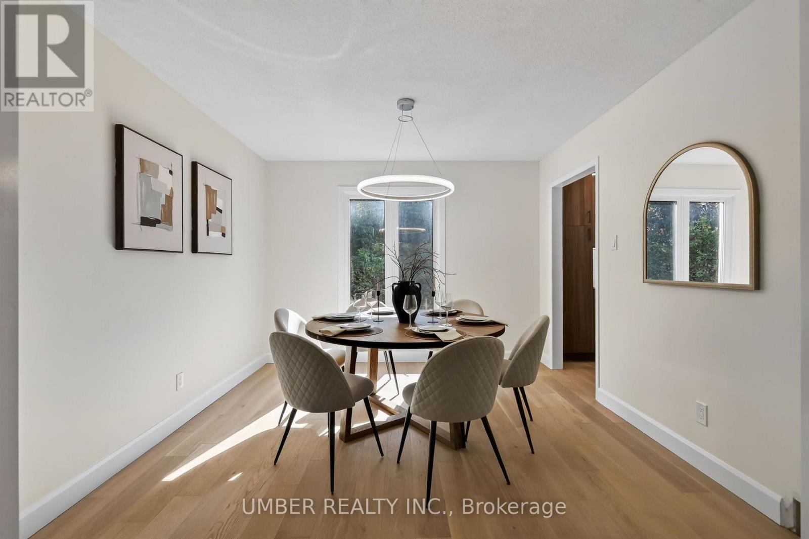 120 HAWK CRESCENT - 11